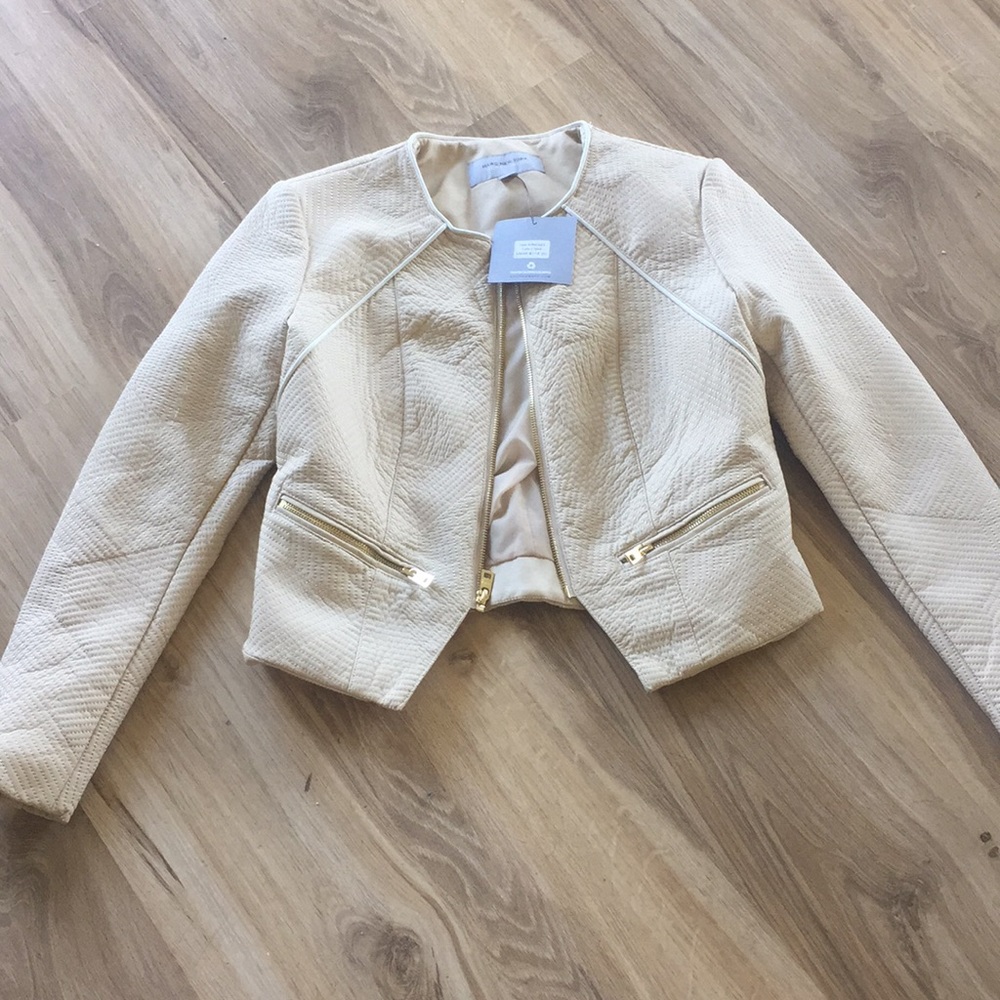 Jacket - Picture 2 of 6